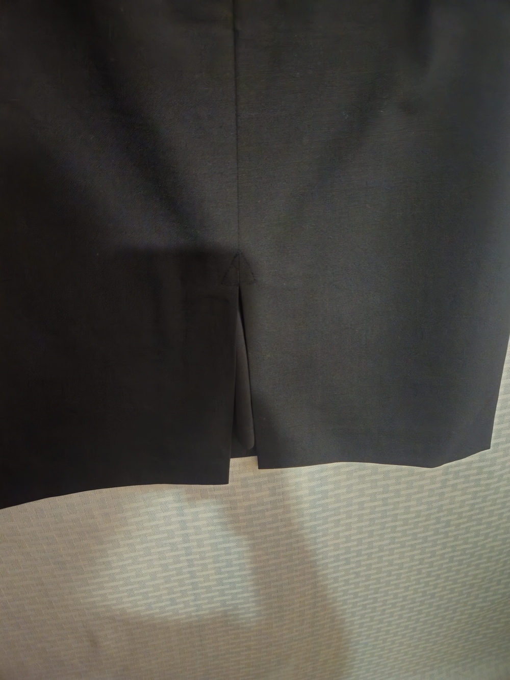Banana Republic Black Wool Blend Straight Pencil Skirt Women's Size 6 - Picture 3 of 7